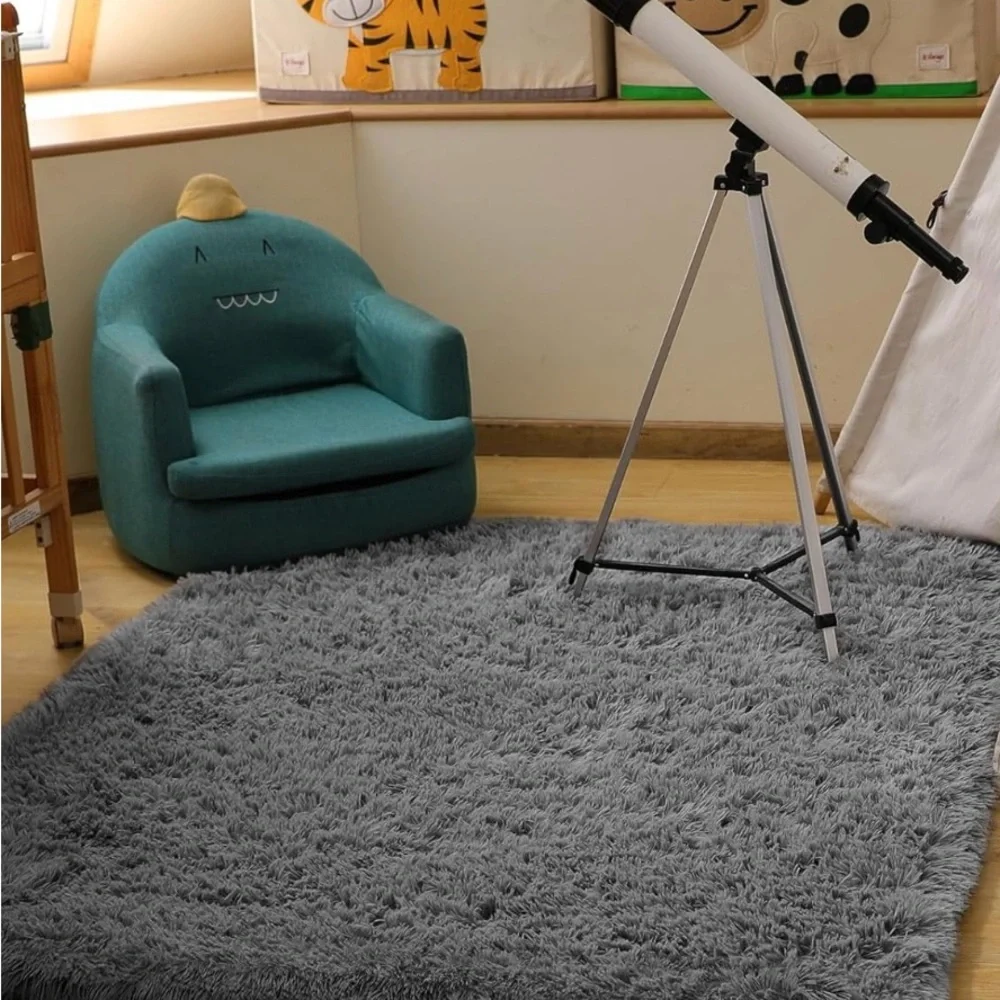 Rug - Gray Accent Area Carpet - Size 4x6 - Picture 10 of 10